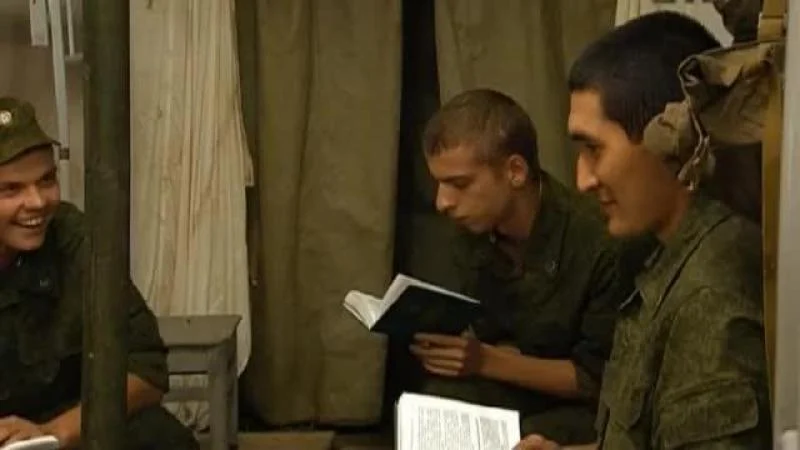 Кадры из сериала Солдаты (2004)