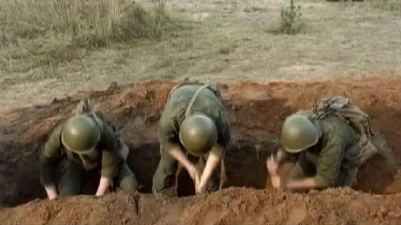 Кадры из сериала Солдаты (2004)