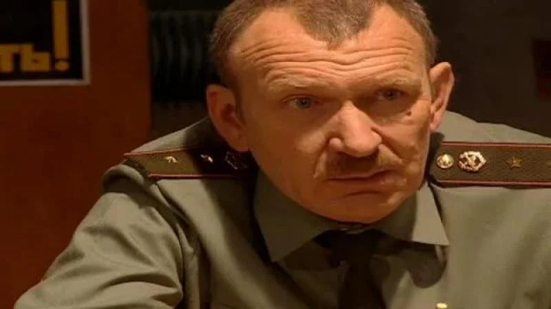 Кадры из сериала Солдаты (2004)